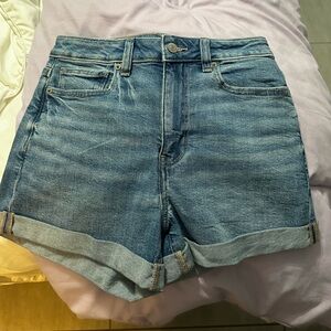American Eagle Strech Shorts